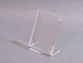 Acrylic L stand with magnets P19